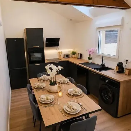 Vakantiehuis Maison Familiale A Loiron-ruille, 100 M²